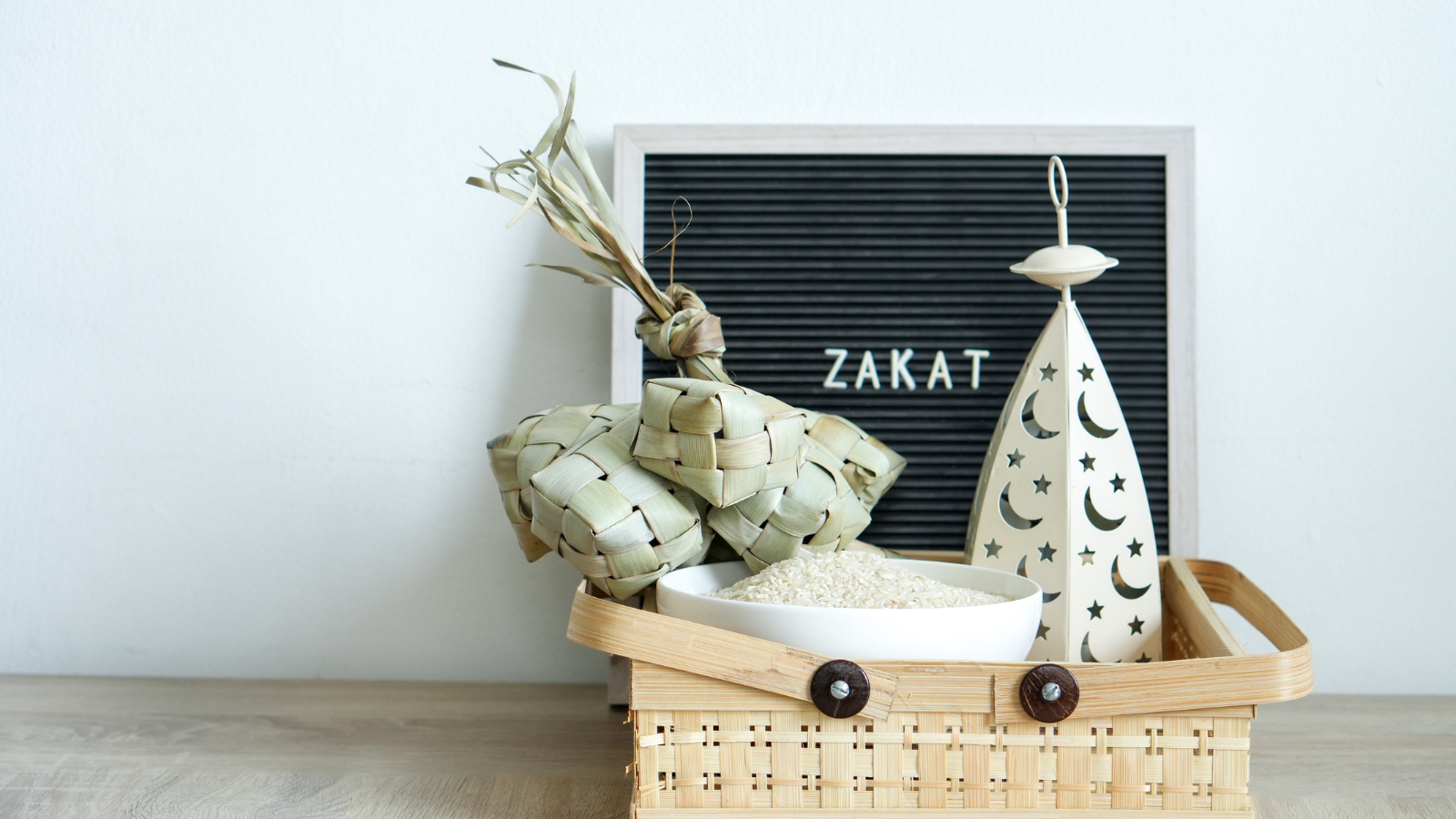 Zakat vs Sadaqah: What’s the Difference?